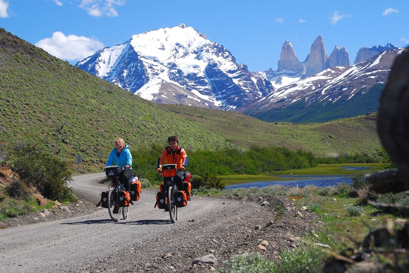 027_Cycling_Torres_del_Paine